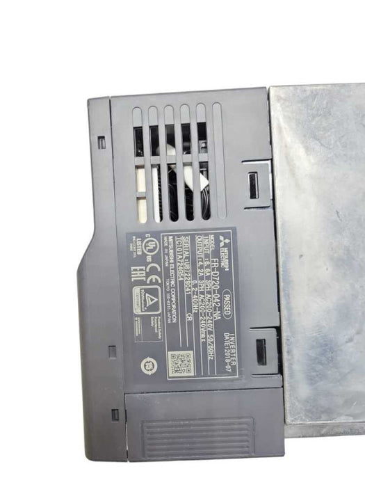 Mitsubishi Electric D700 FR-D720-042-NA VFD AC Drive Inverter, READ _