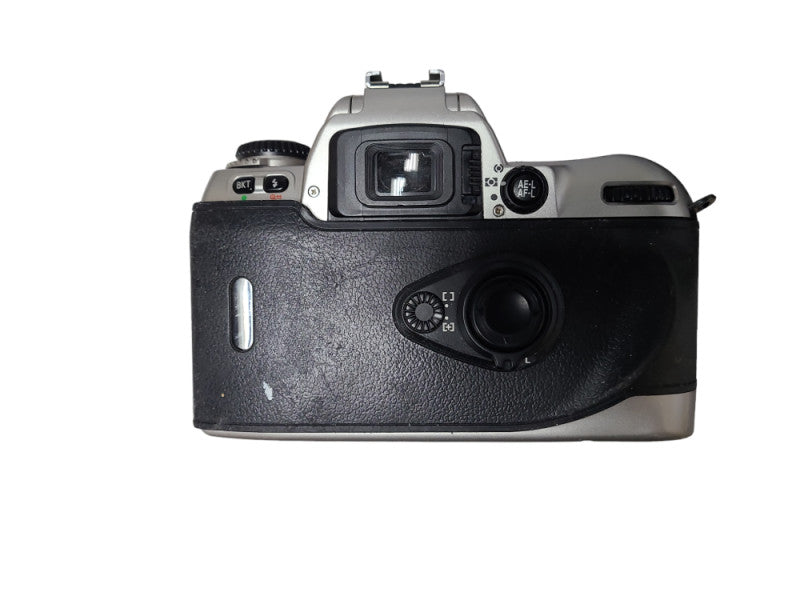 Nikon F80 35mm SLR Film Camera Body only, READ