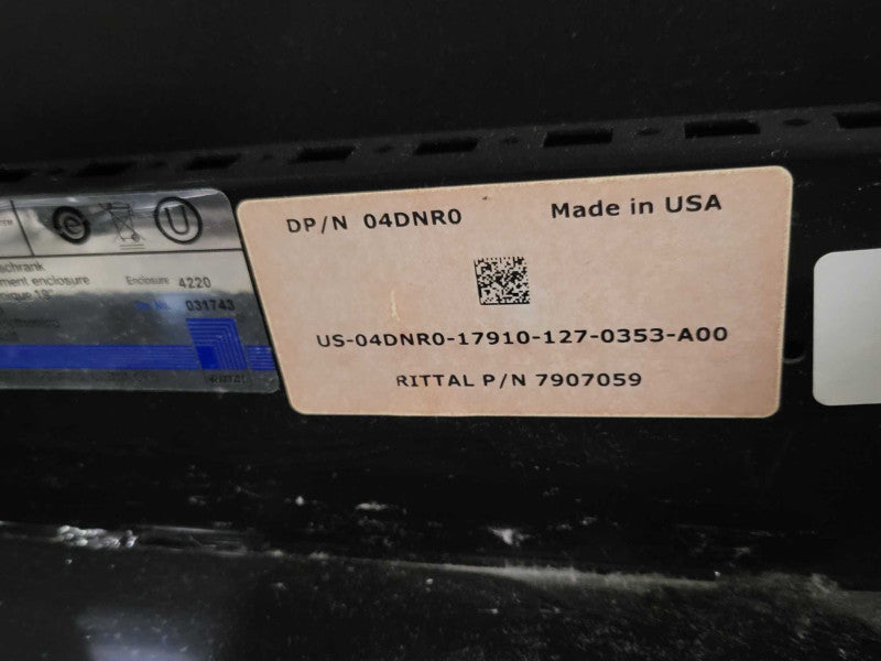 Dell PowerEdge 42U Server Rack 04DNR0 with Fan assembly _