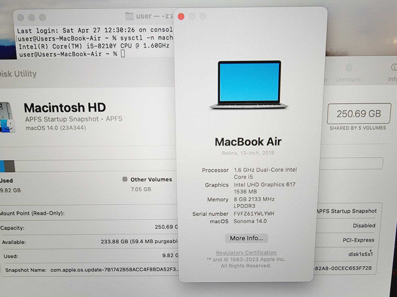 Apple Macbook Air 2019 13\\" Core i5-8210Y @ 1.6GHz 8GB DDR3 250GB SSD (
