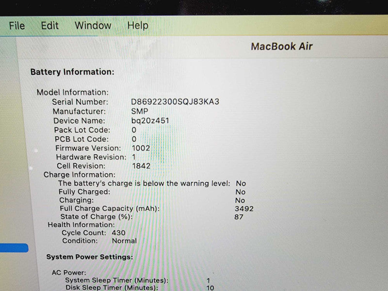Apple Macbook Air Retina 2019 13\\" 2-Core i5-8210Y @ 1.6GHz 8GB DDR3 250GB SSD (