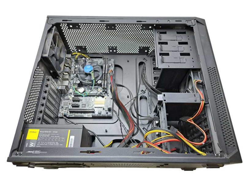 Custom PC | Asus H110M-C, i5-7400 @ 3.00GHz, 8GB DDR4, 450W PS, No HDD/OS