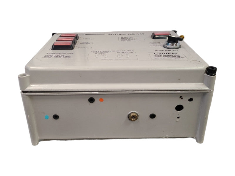 MacNeil Model RG440, READ