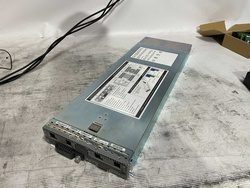 Cisco UCSB-B200-M4 UCS Blade Server, 2x E5-2630 v3 2.40GHz, No RAM