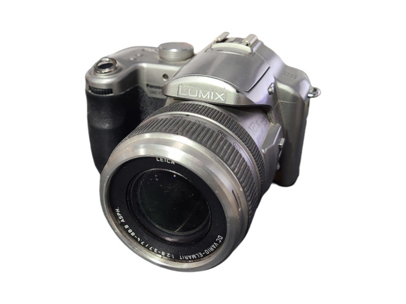 Panasonic DMC-FZ30 Bridge Digital Camera, READ