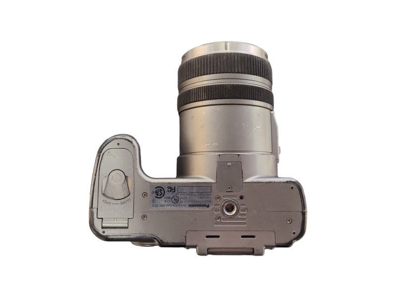 Panasonic DMC-FZ30 Bridge Digital Camera, READ