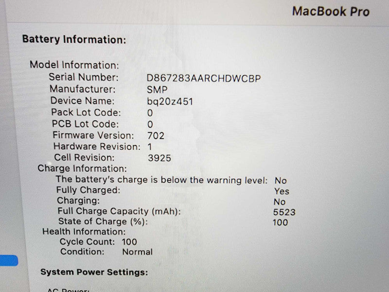 Apple Macbook Pro 2017 15\\" 4-Core i7-7700HQ @ 2.8GHz 16GB DDR3 250GB SSD Radeon Pro 555 2GB (