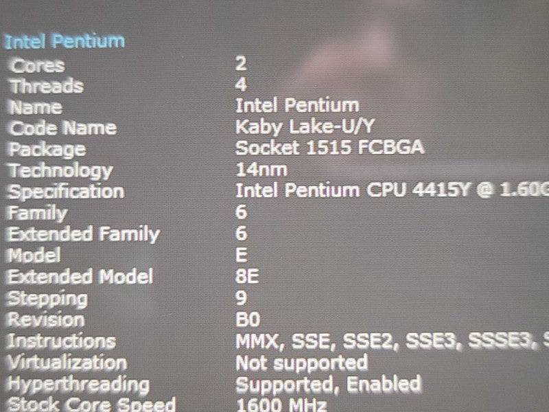 Microsoft Surface Go| Pentium 4515Y| 8GB DDR3| 128GB SSD, READ Î²