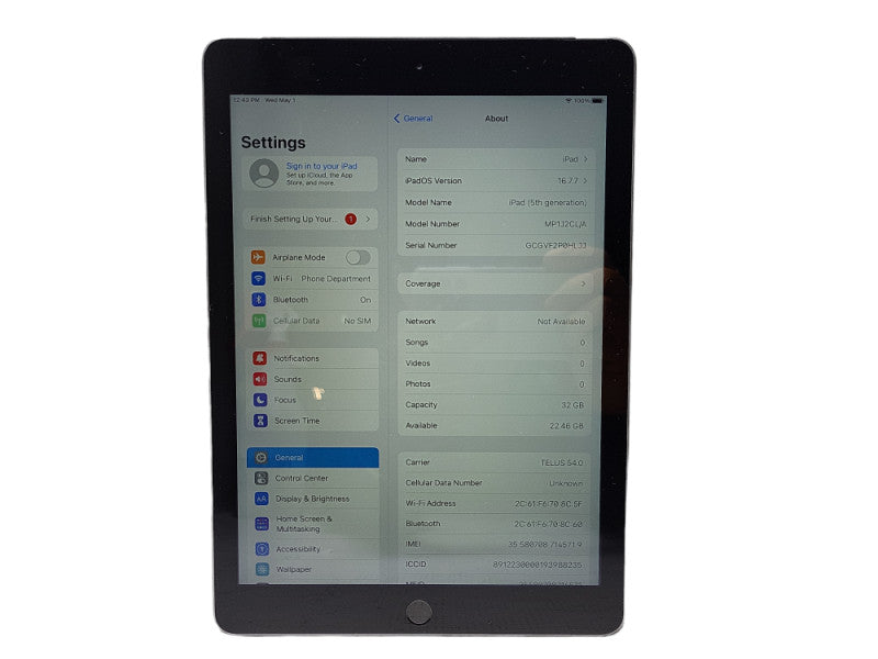 Apple iPad 5th Gen 32GB (A1822) - READ $
