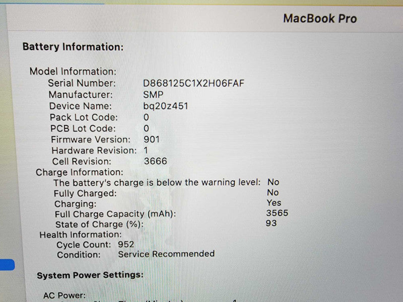 Apple Macbook Pro 2017 13\\" 2-Core i5-7360U @ 2.3GHz 8GB DDR3 250GB SSD (