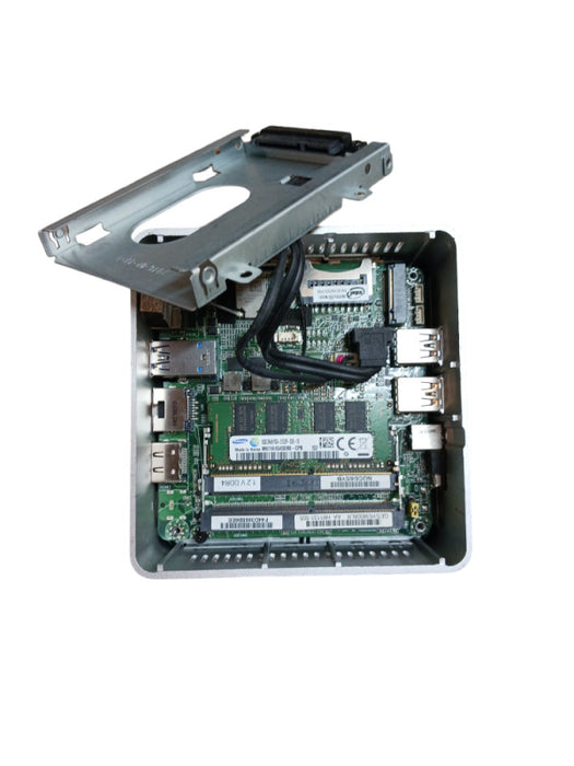 Intel NUC6i5SYH Core i5-6260U 8GB RAM