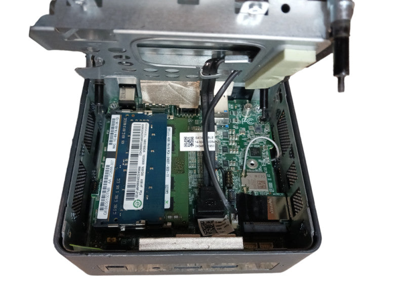 Intel NUC8BEH Core i7-8559U 8GB RAM