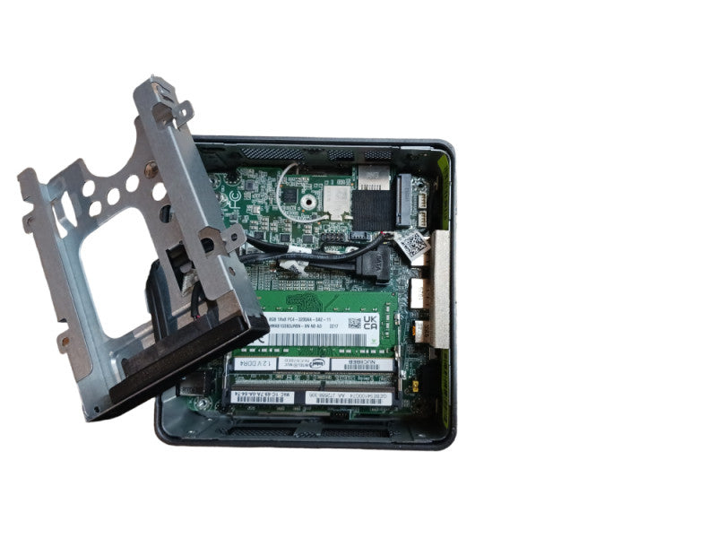 Intel NUC8BEB Core i7-8559U 8GB RAM