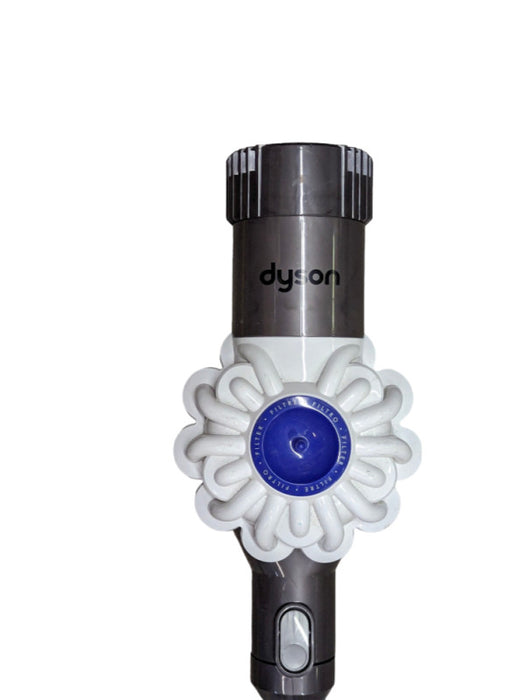 Dyson V6 (SV03) Wireless Vacuum Please READ
