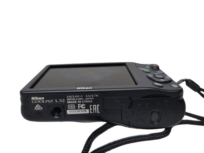 Nikon Coolpix L32 20.1MP 5x Optical Zoom Digital Camera %