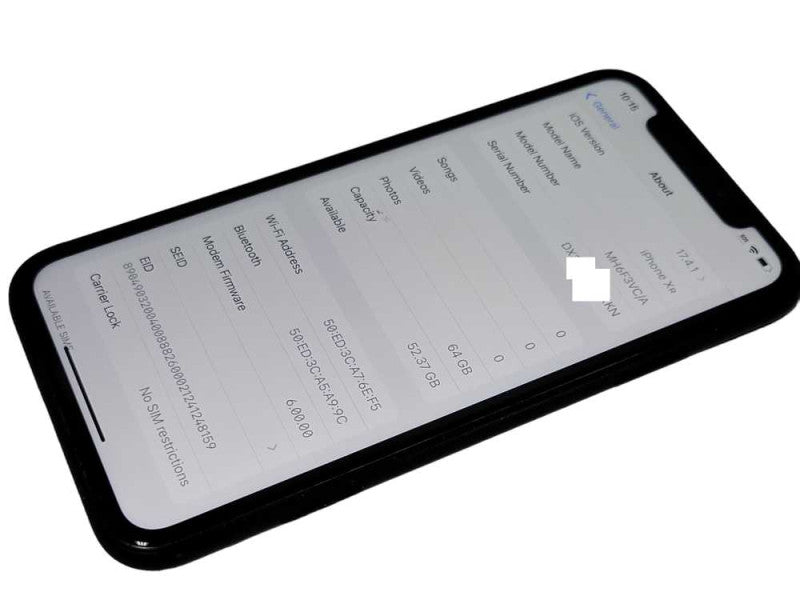 Apple iPhone XR 64GB unlocked phone - READ _