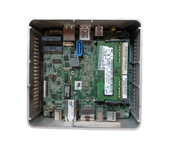Intel NUC5i3MYHE Core i3-5010U 4GB RAM