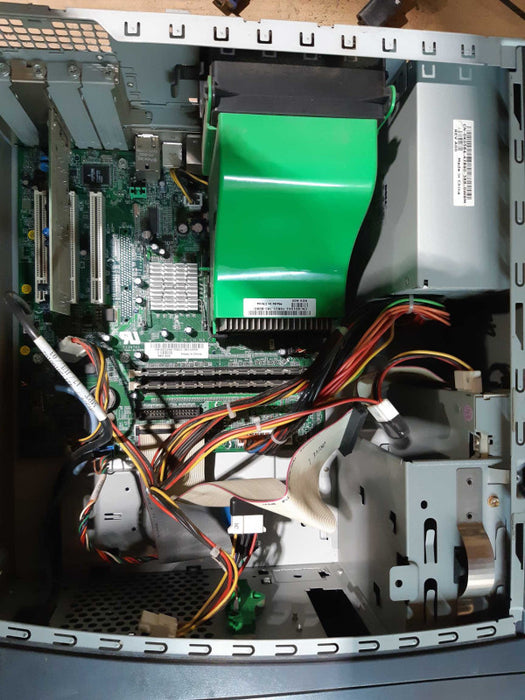 Desktop Tower, Dimension2400,Intel Celeron Processor 2.20 GHz, 1GB DDR SDRAM