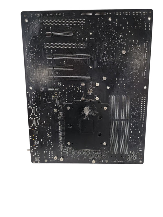 GIGABYTE GA-P67A-UD7-B3 | Core i7-2600 @ 3.5GHz| 8GB RAM|Cooler master fan