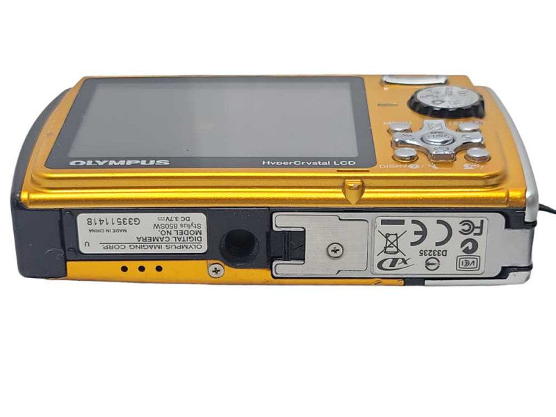 Olympus Stylus 850 SW 8MP Digital Camera, No Battery, No SD Card, READ _