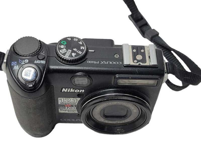 Nikon COOLPIX P5100 12.1MP Digital Camera, READ _