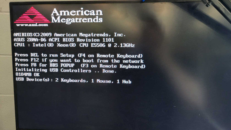 ASUS WS - Xeon E5506 | 8GB RAM | NO HDD | RAID | 2x 650W PSU %