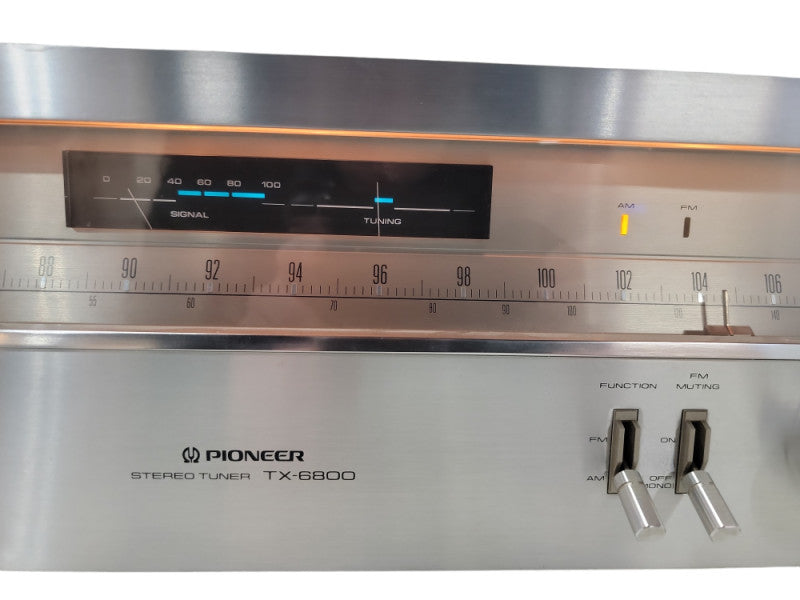 Pioneer TX-6800 AM/FM tuner| Classic silver model with wood case