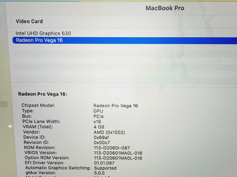 Apple Macbook Pro 2018 15\\" 6-Core i7-8850H @ 2.6GHz 32GB DDR4 500GB SSD Radeon Pro Vega 16 4GB(