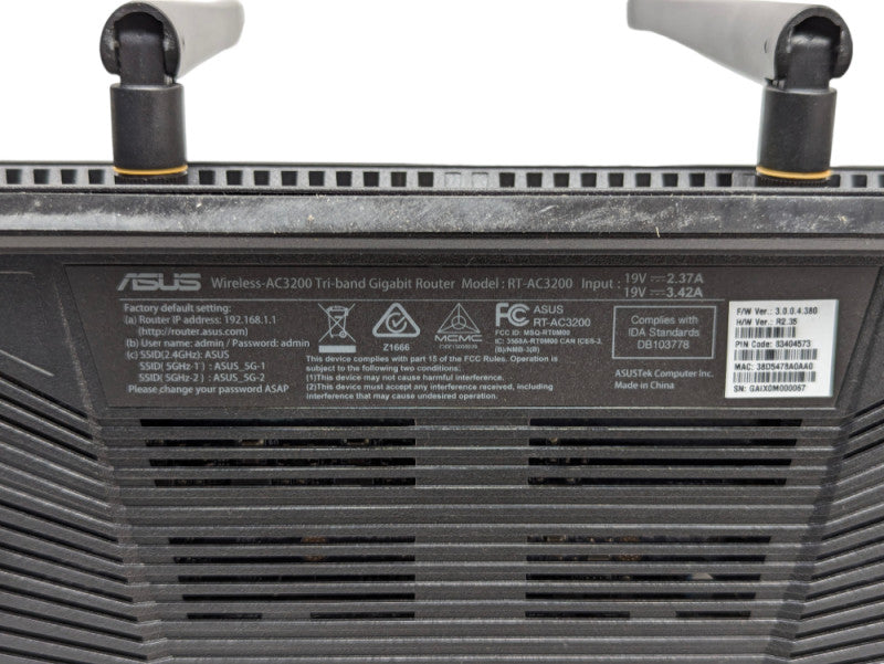 ASUS Wireless AC3200 Tri-band Gigabit Router RT-AC3200 -