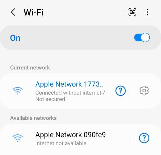 Apple AirPort Extreme Base StationWireless Router 6th Generation A1521 W/cord Q