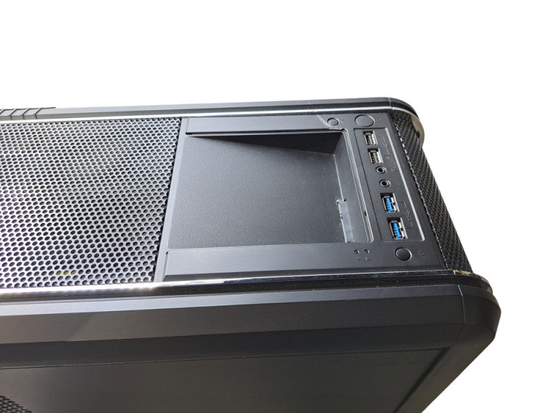 Custom PC | Asus Sabertooth X79 + i7-3930K @3.2GHz, 32GB DDR3, AX750 PSU