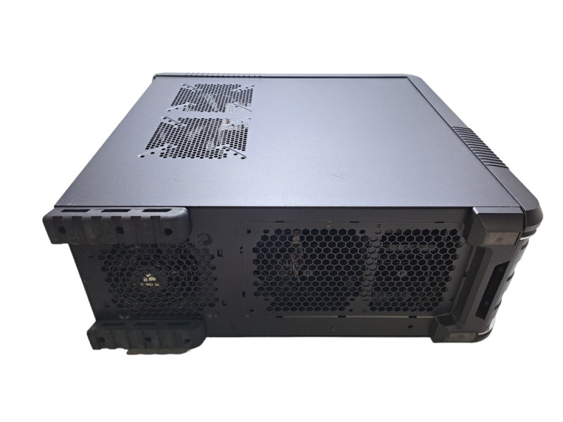 Custom PC | Asus Sabertooth X79 + i7-3930K @3.2GHz, 32GB DDR3, AX750 PSU