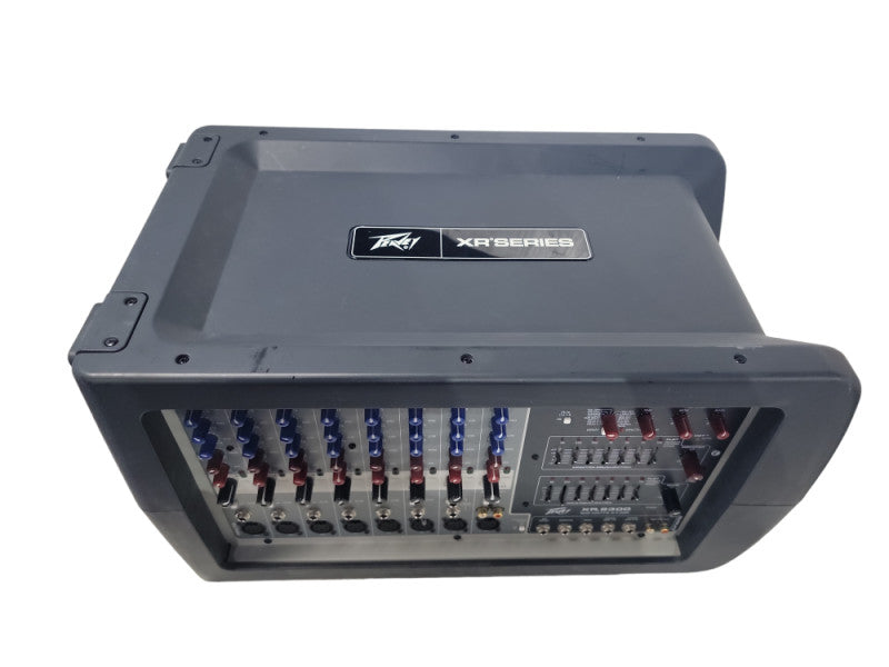 Peavey Xr-8300 600 Watt: 2x300 Powered Effects Mixer| for parts only