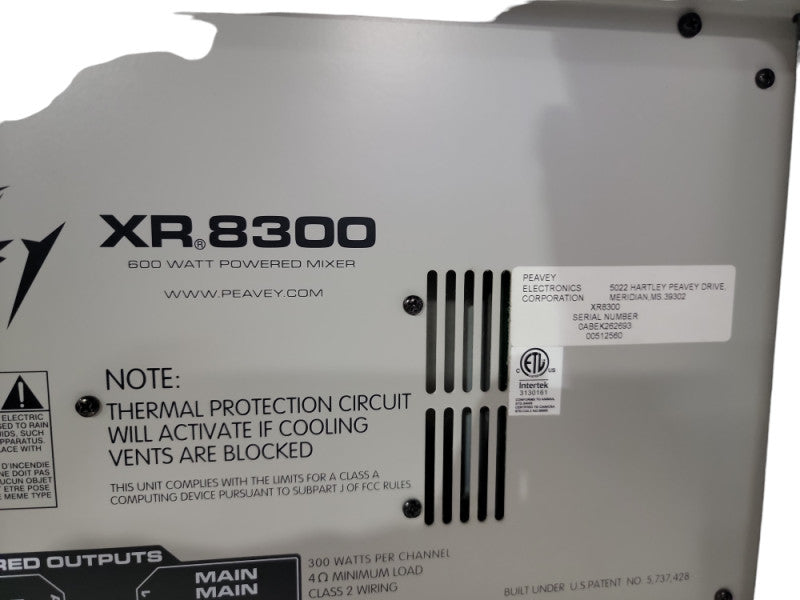 Peavey Xr-8300 600 Watt: 2x300 Powered Effects Mixer| for parts only