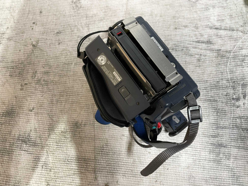 Sony CCD-TRV118 HI8 8mm Video8 camera Camcorder w/ Battery
