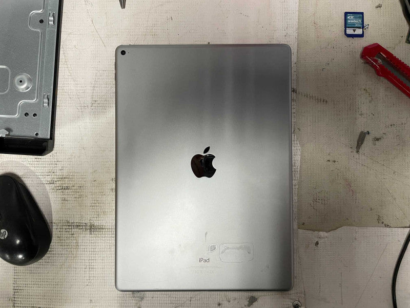 Apple iPad Pro 12.9\\" A1584 32GB, Wifi Only, Space Grey
