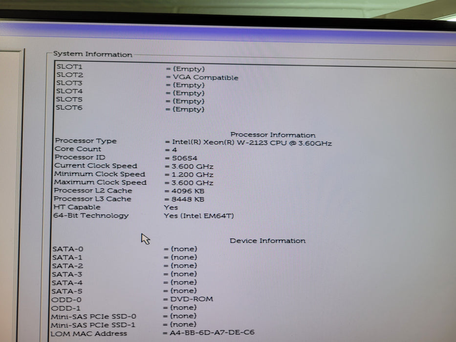 Dell Precision T5820 - Xeon W-2123 32GB DDR4 NO HDD 425W PSU