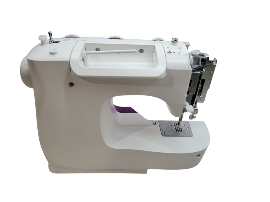 Singer M3500 Sewing Machine (READ)