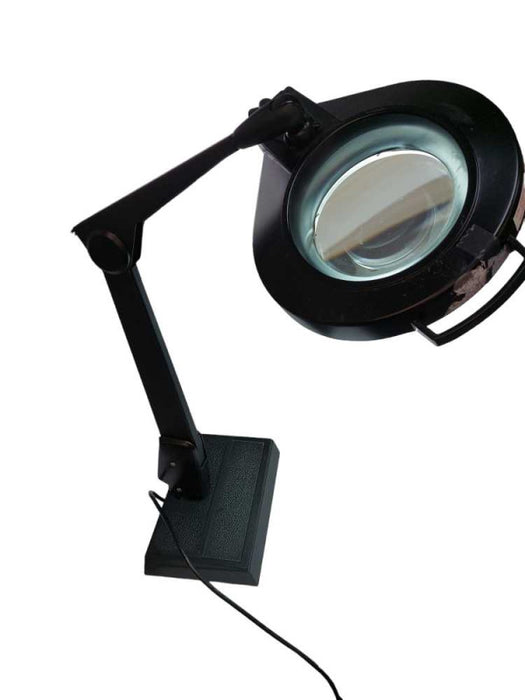 Weighted Multi Swival Lighted Magnified Veiwing Light  =