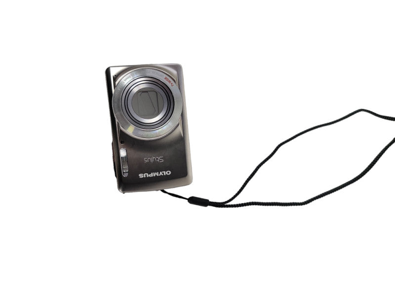 OLYMPUS Stylus 7030 14 MP Digital Camera with 7x Wide Angle Dual Image