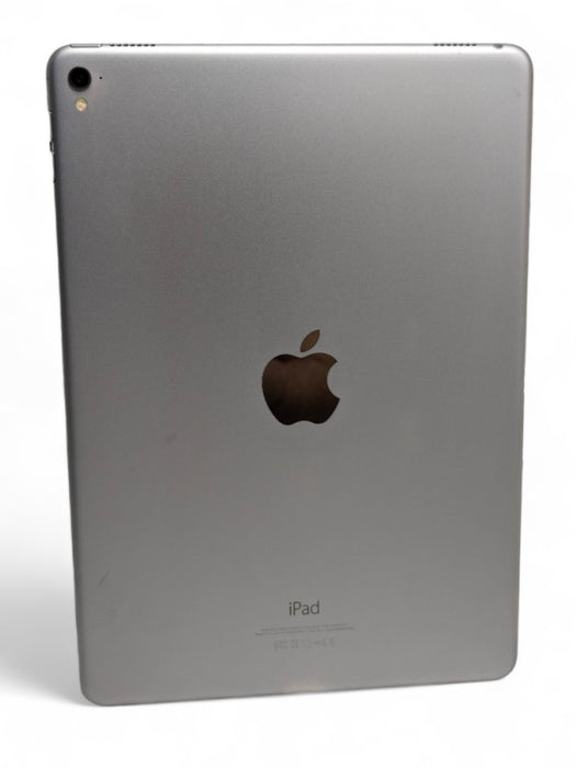 Apple iPad Pro, 1st Gen, 9.7 in 32GB, Wi-Fi A1673 READ Q-