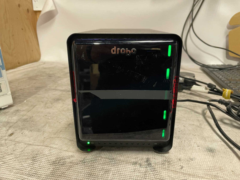 Drobo 5N Gigabit Ethernet 5-Bay NAS Array DRDS4-A, 5x 1TB 3.5\\"HDD w/ PWR APT