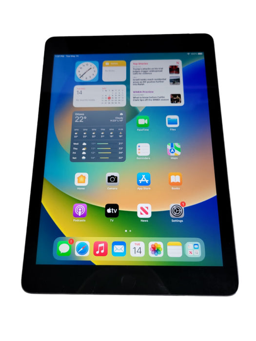 Apple iPad 5th Gen 32GB (A1823) - READ Î