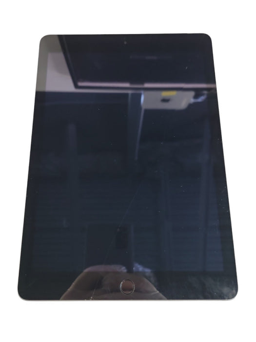 Apple iPad 5th Gen 32GB (A1823) - READ Î