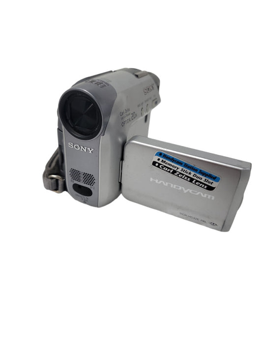 Sony HANDICAM DCR-HC32E Mini-DV Camcorder
