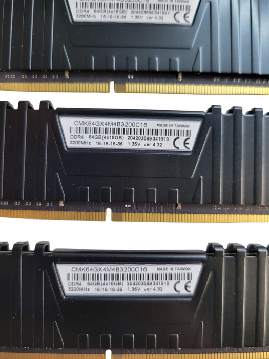 Corsair Vengeance LPX CMK64GX4M4B3200C16 64GB DDR4-3200 Desktop Memory