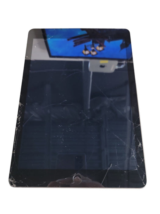 Apple iPad 5th Gen (A1823) - READ Î