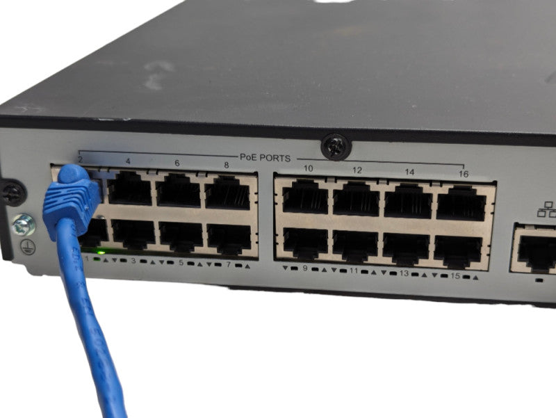 UNV Network Video Recorder NVR302-16E-P16 Please READ  -