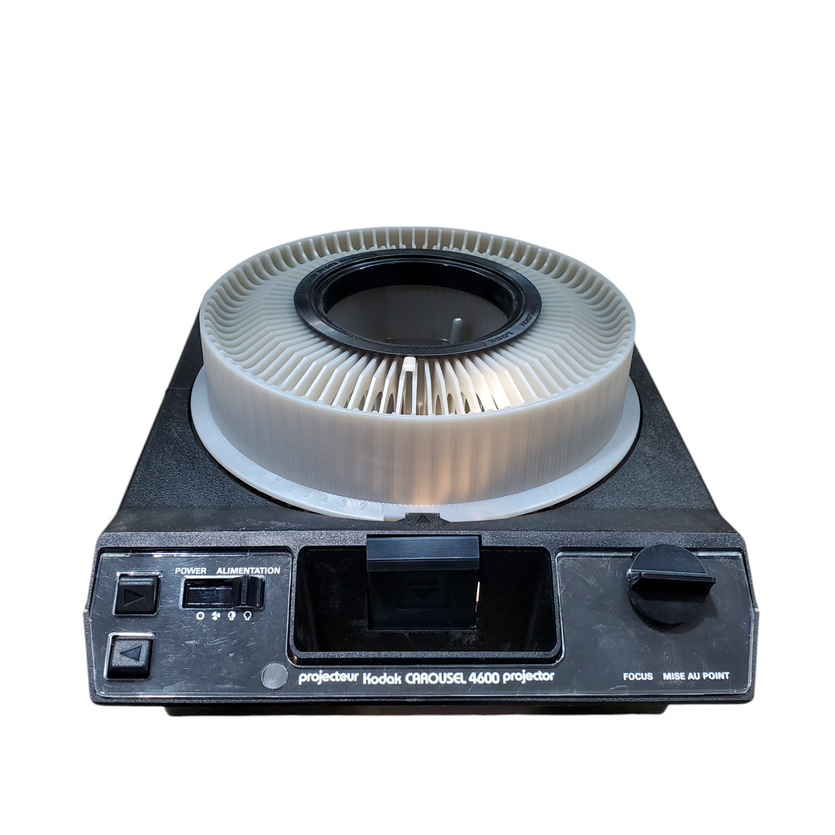 Kodak Carousel 4600 Slide Projector w/ Remote *READ* — retail.era