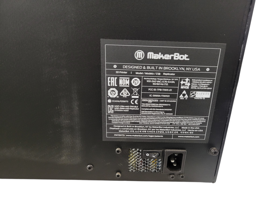 MakerBot Replicator Desktop 3D Printer (READ)